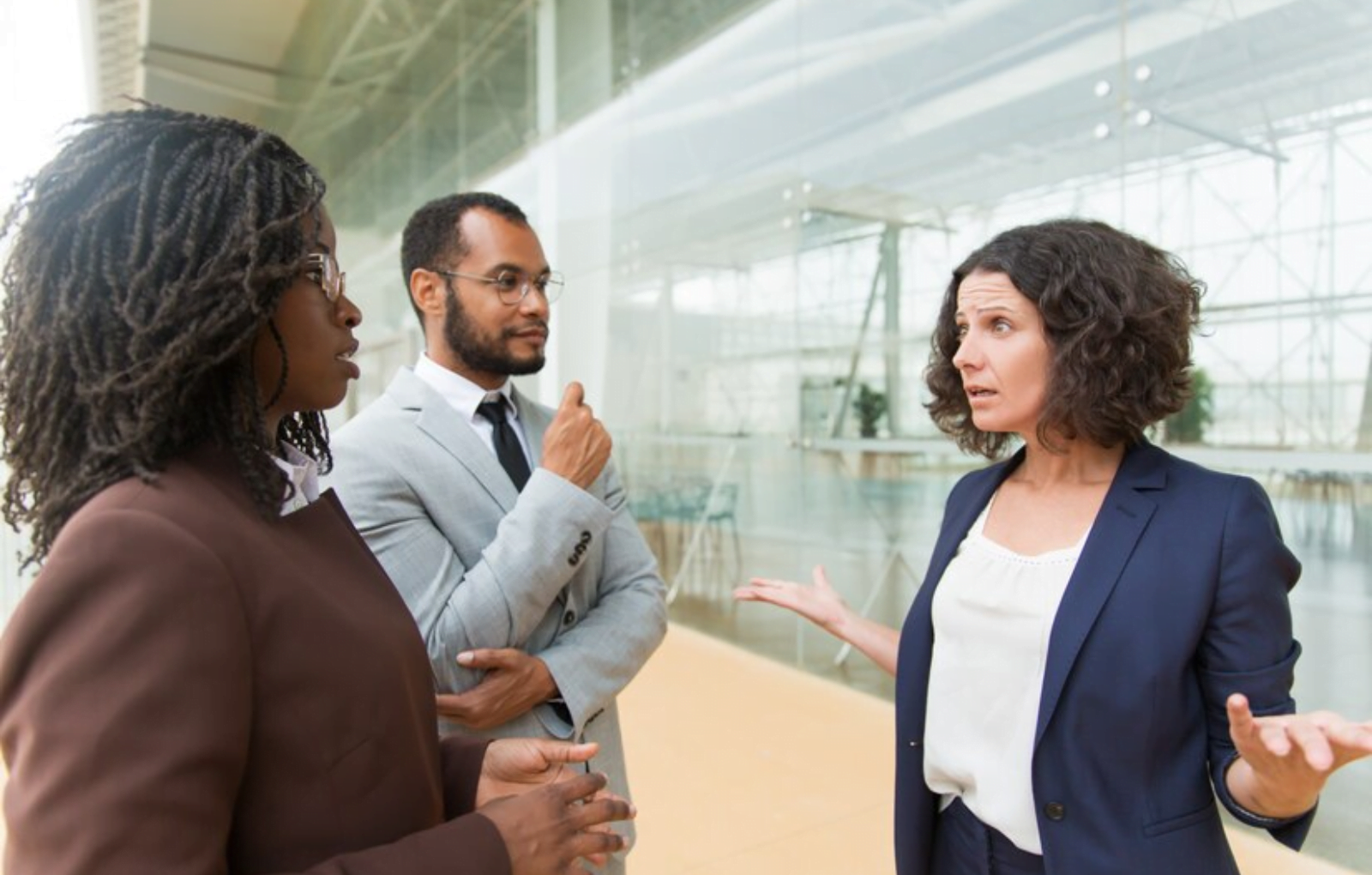 Strategies for Overcoming Communication Challenges in Multicultural Companies