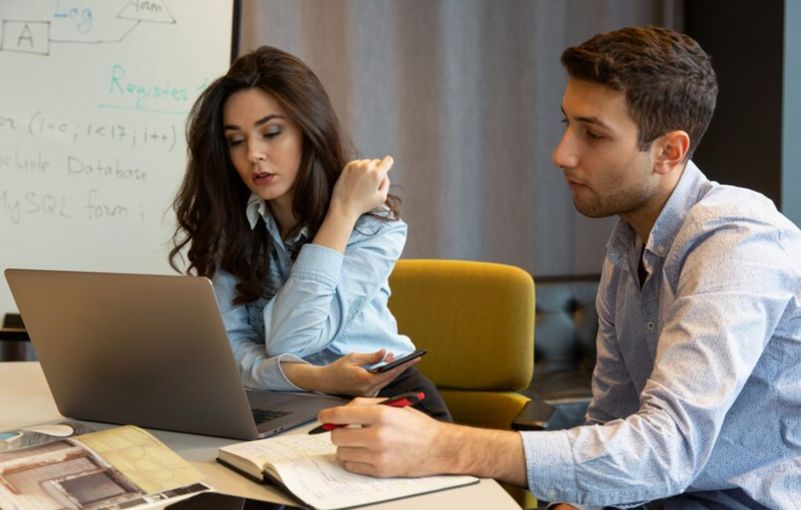 One-on-One Training vs. Group Training: Which Is More Effective?